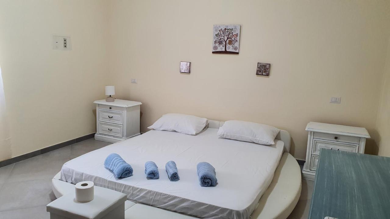 Fagicamera Hotel Olbia Eksteriør billede