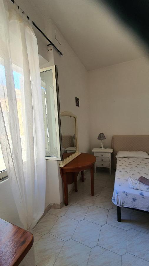 Fagicamera Hotel Olbia Eksteriør billede